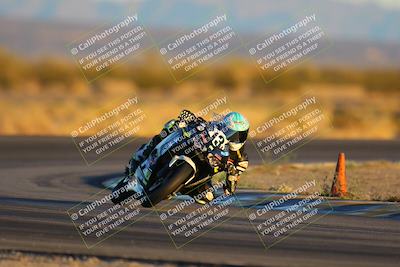 media/Jan-21-2023-CVMA (Sat) [[b9eef8ba1f]]/Race 13 500 Supersport-350 Supersport/